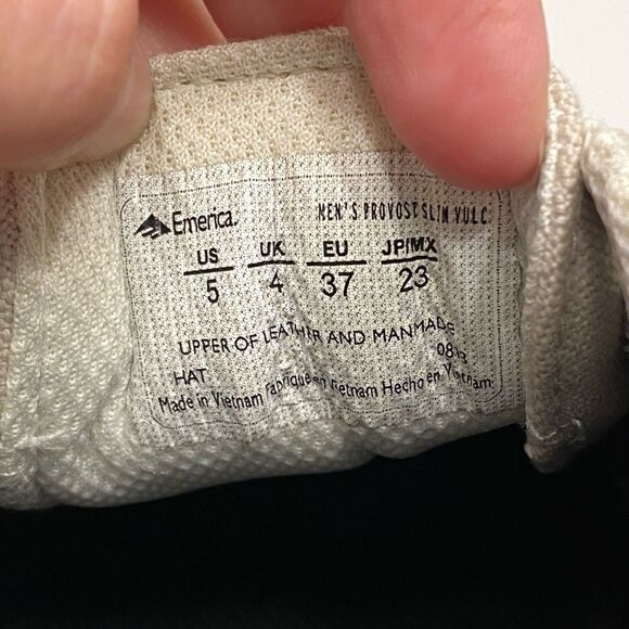 Emerica Wino Standard Skate Shoes, Size 5 - Picture 6 of 9